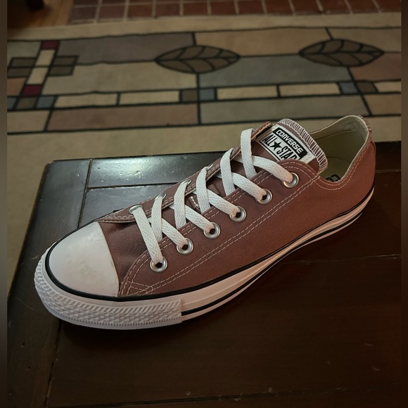 NWOT Converse All-Star canvas, low tops. Men's size 8, women’s size 10. - Picture 2 of 6